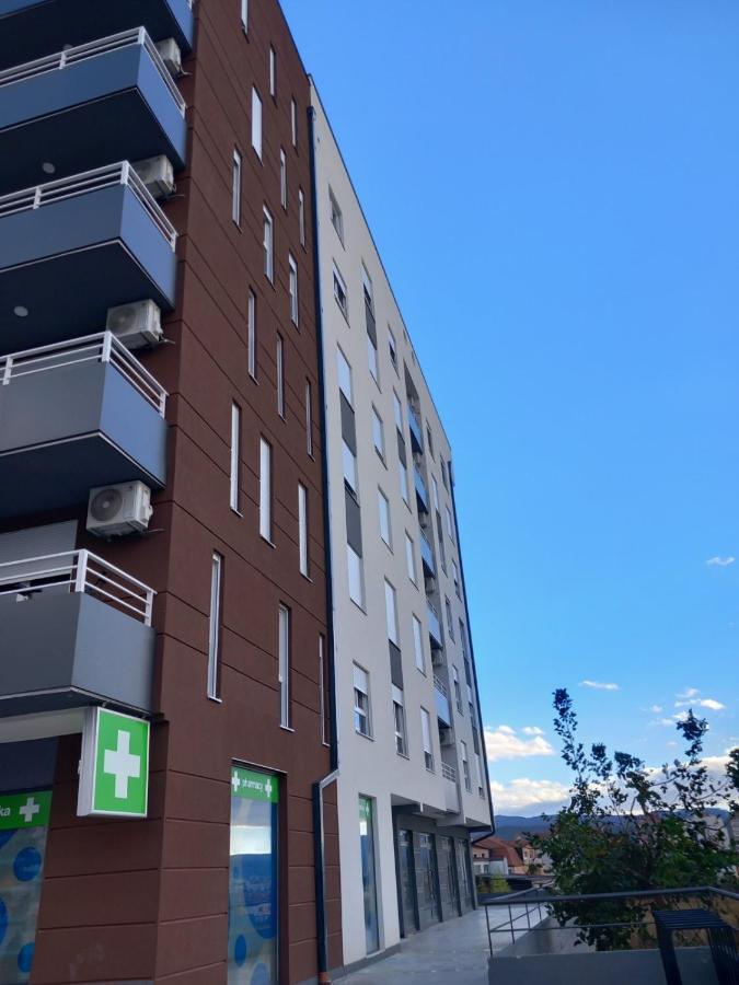 Apartman Petra Ni Exterior foto