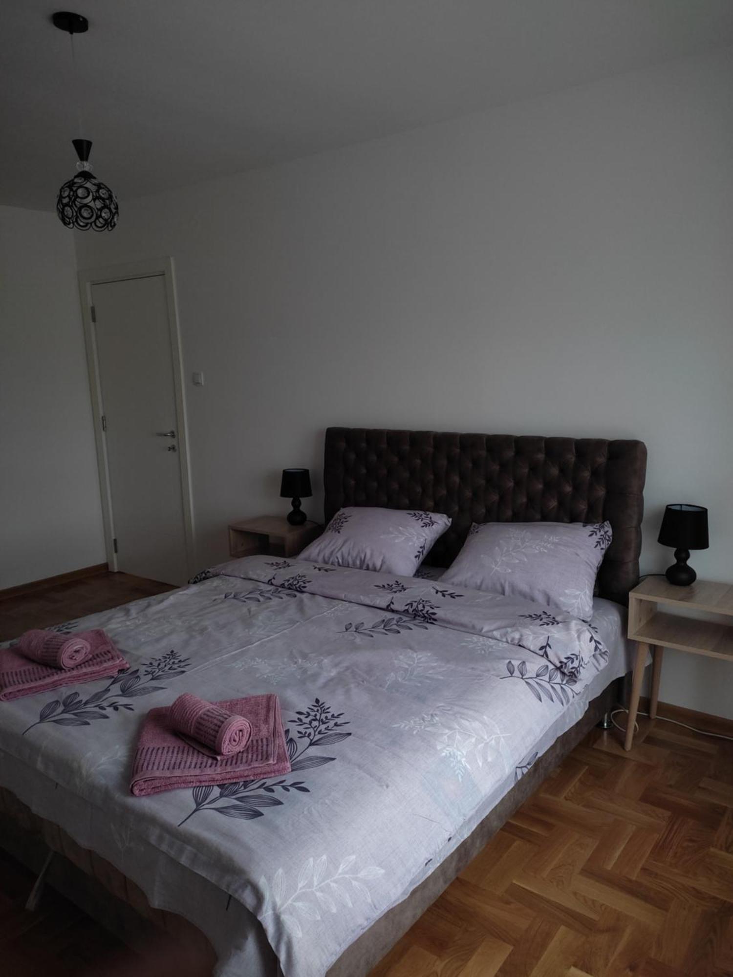 Apartman Petra Ni Exterior foto